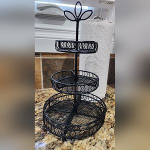 3 TIERED BLACK WIRED JEWELRY HOLDER.